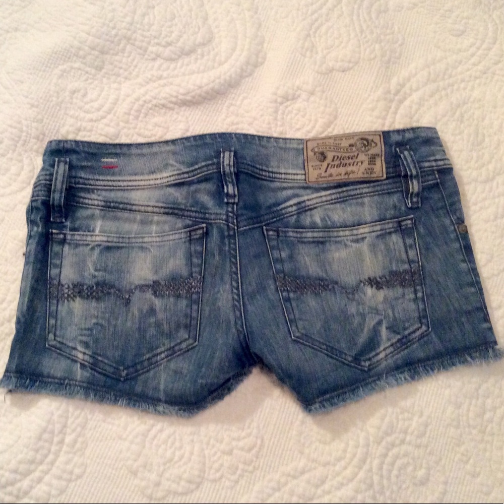 NWOT DIESEL MINTA Jean Shorts.